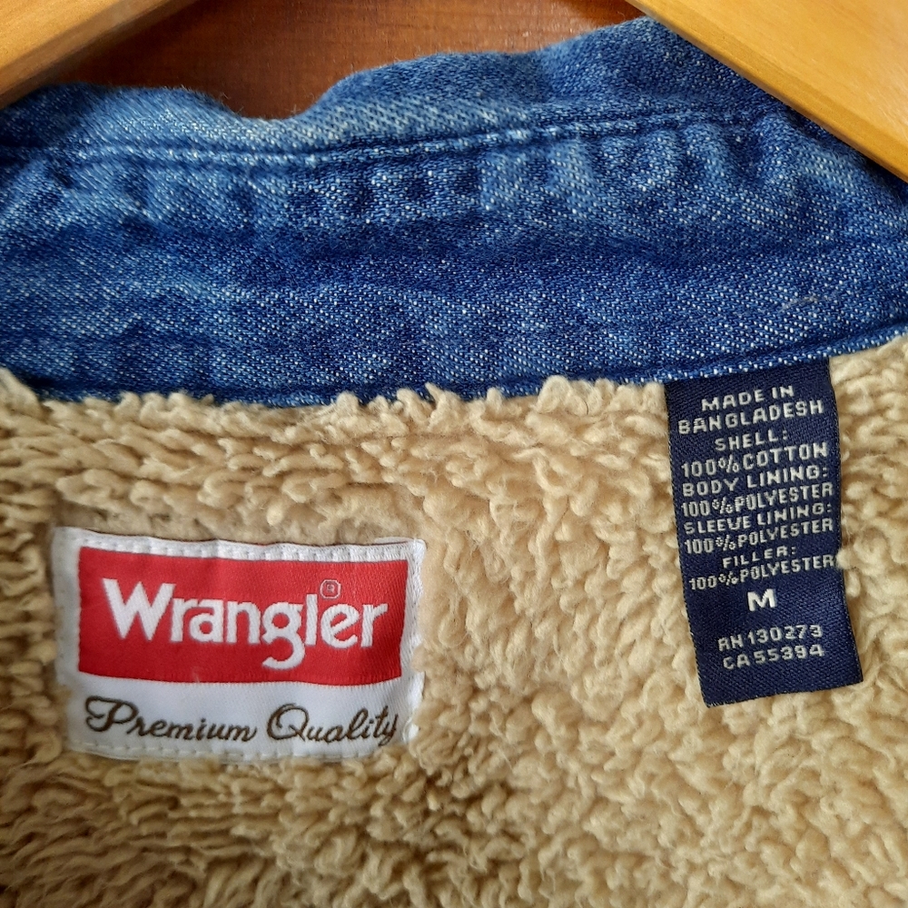 Wrangler tan sherpa lined denim chambray shacket jacket - Picture 11 of 11